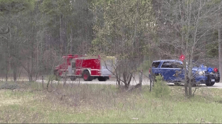 Crews work to contain 100-acre wildfire amid critical fire weather