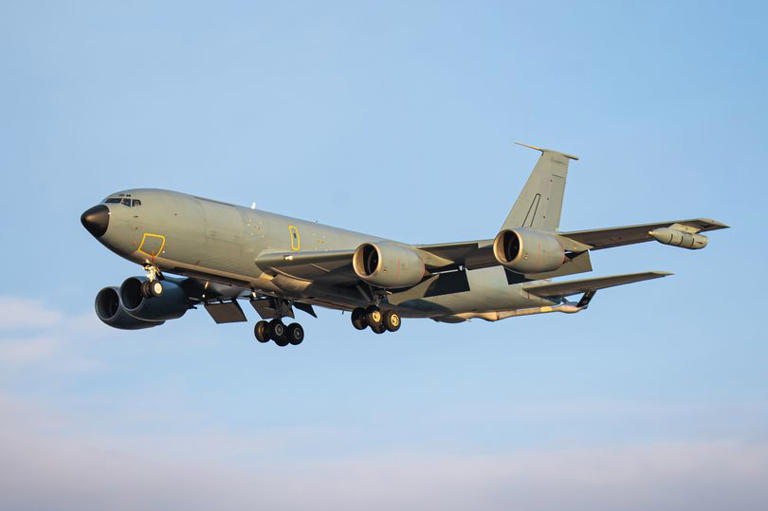 US 'flying gas station' declares mid-air emergency as 'signal lost ...
