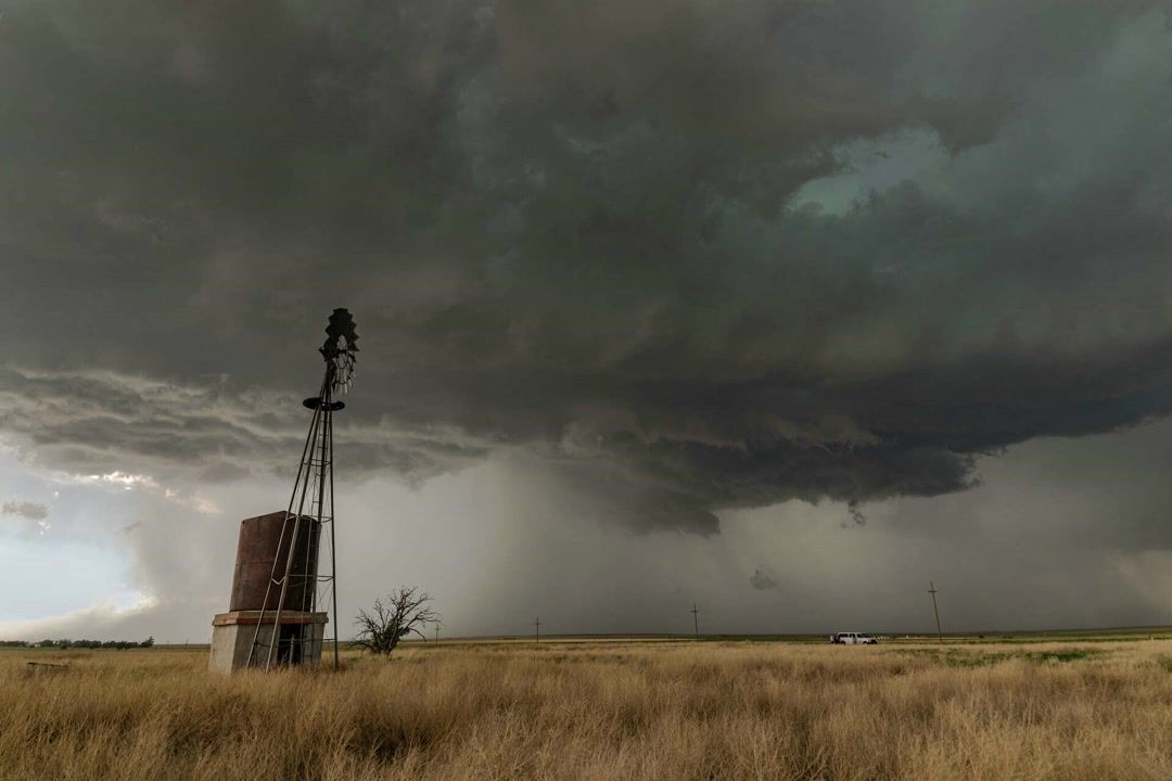 Another strong cold front headed to Texas revives storm chances