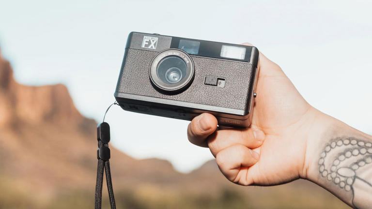 This new compact camera mixes the real film look with in-camera special ...