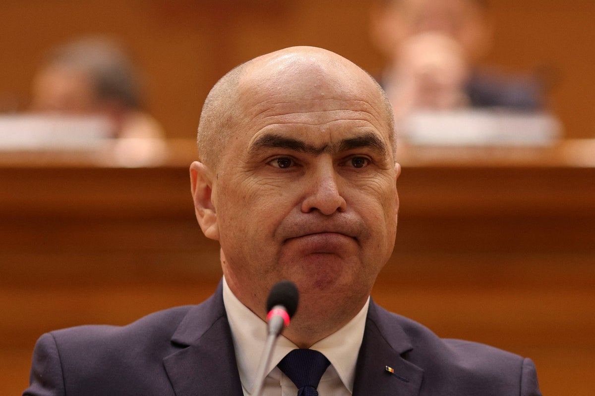 Romania’s government collapses after PM fails no-confidence vote