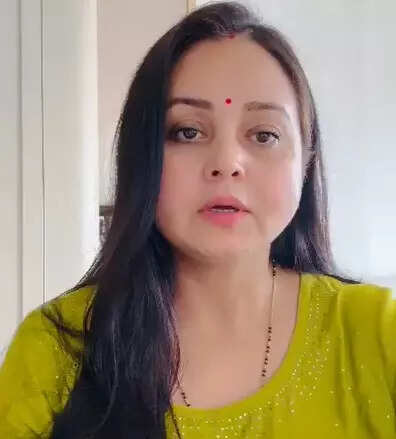 Rohini alleges fraud in Bengal polls, BJP hits back