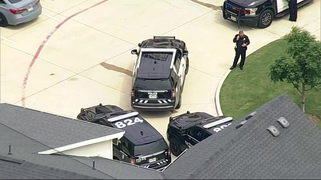 Texas Rangers investigating after suspect fatally shot as officers ...