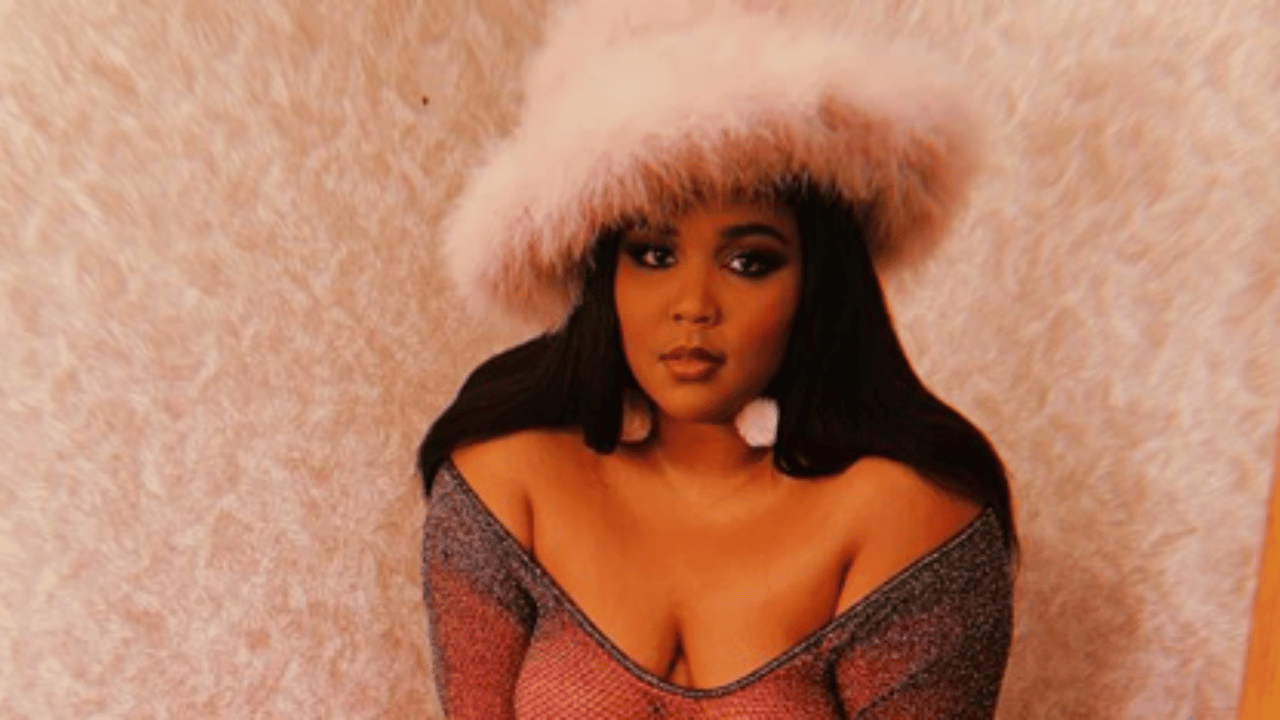 Lizzo is clarifying which celebrity friendships are real and which are just for show
