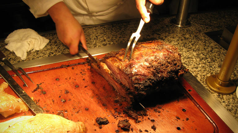 Why prime rib might not be the best option at buffets