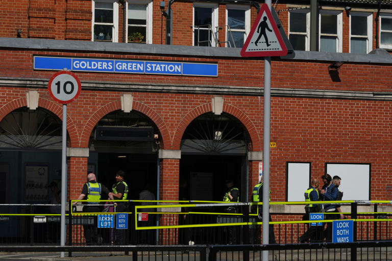 Counterterror police probe arson attack at a former London synagogue ...