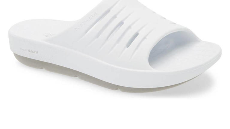 Skechers Go Recover Refresh slide sandals: Just $20 at Nordstrom Rack!