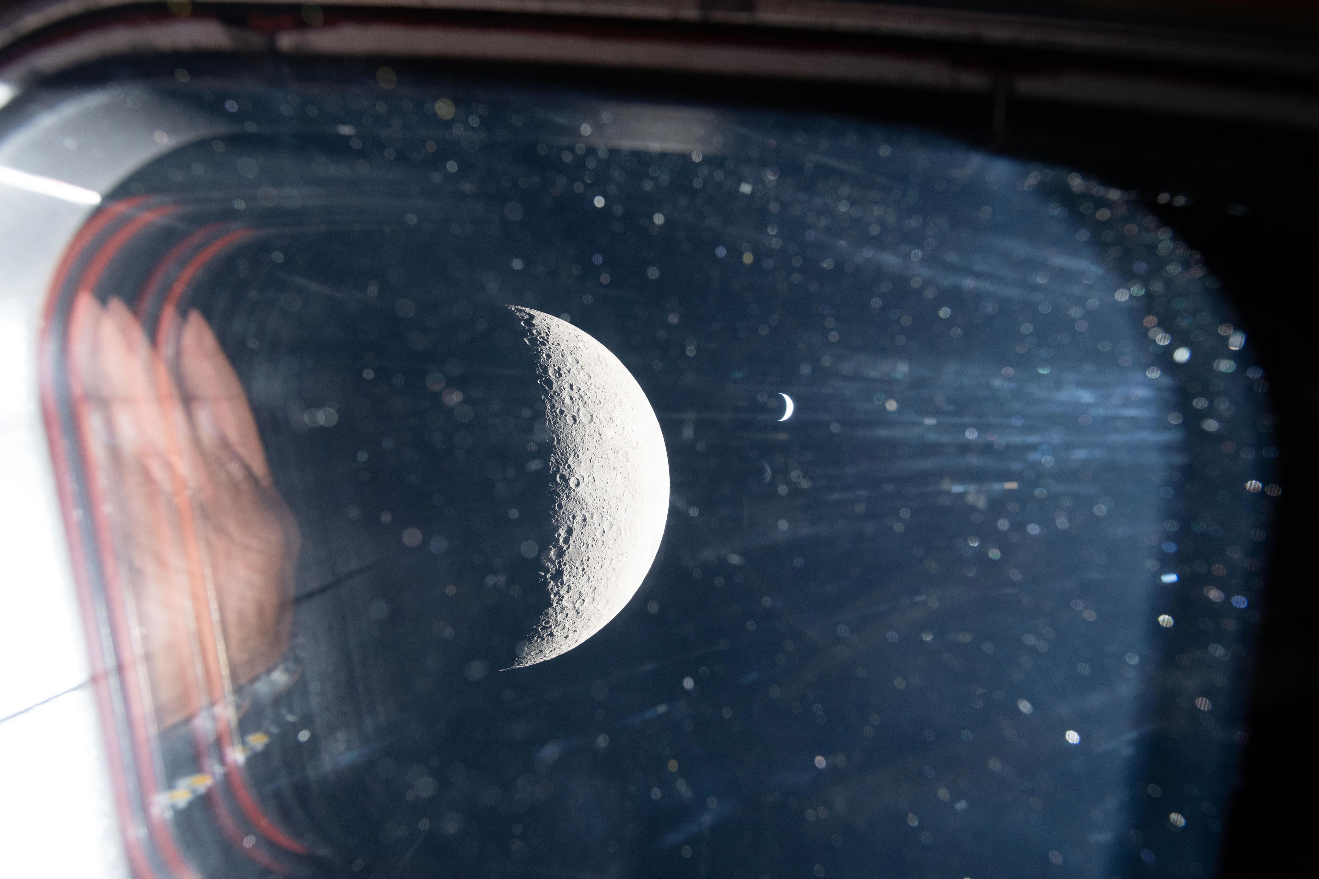 NASA releases thousands more Artemis II photos. Here are the best.