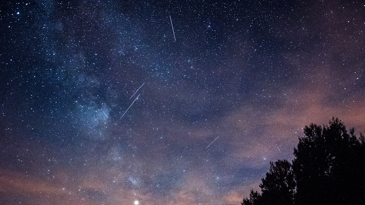 How to get the most out of meteor showers, auroras, and other night sky ...