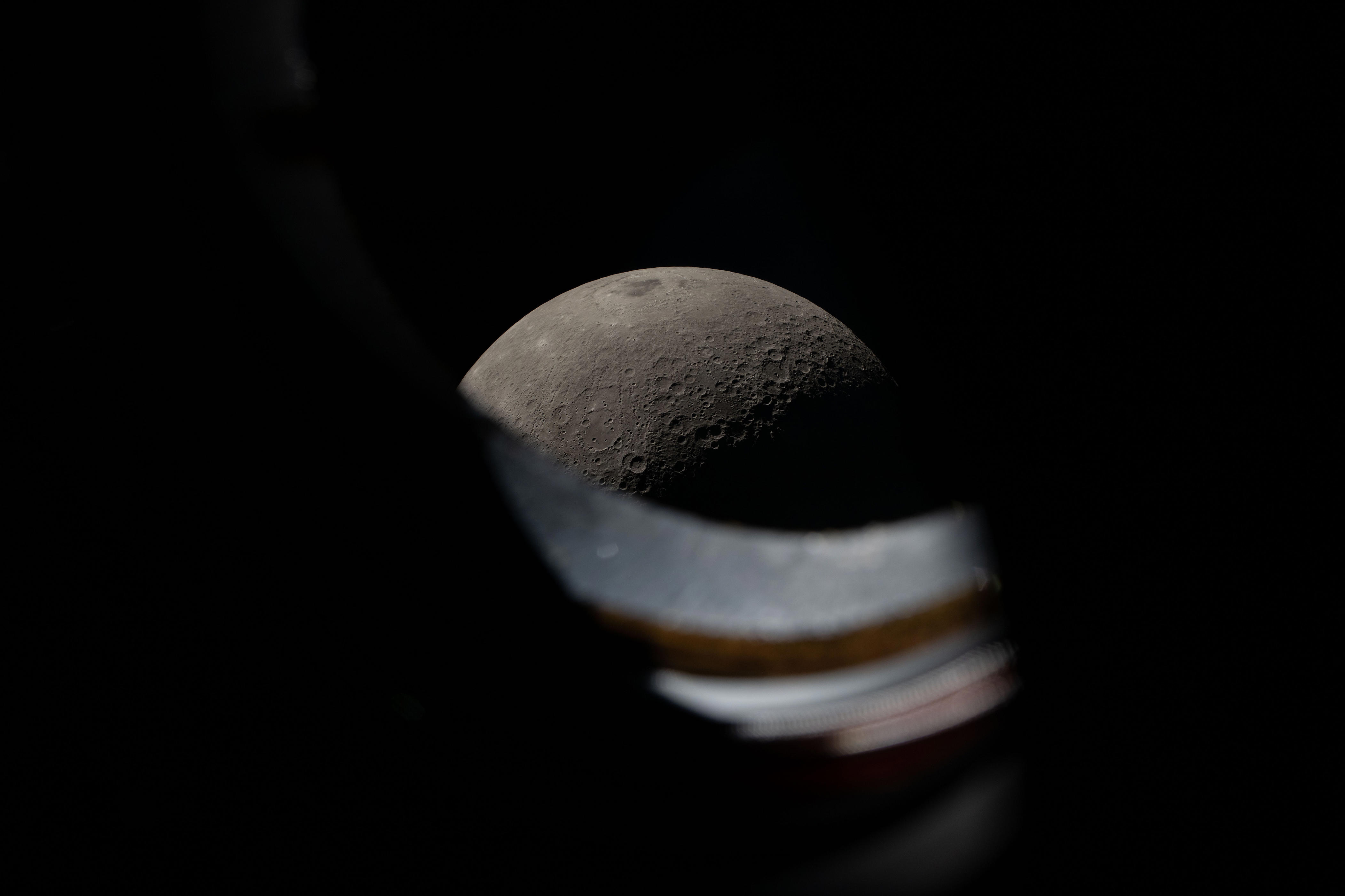 NASA releases thousands more Artemis II photos. Here are the best.