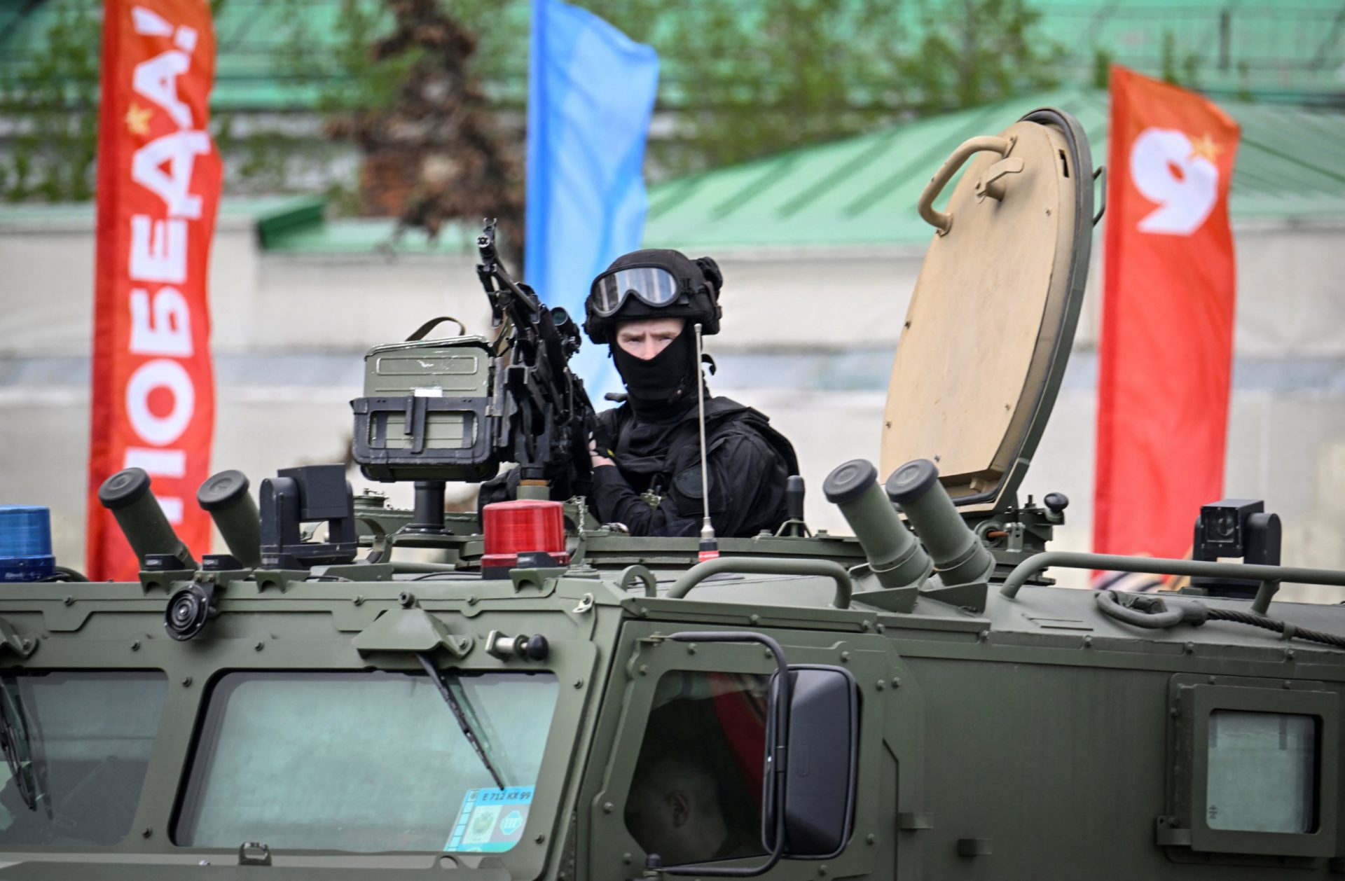 Paranoid Putin taking refuge in bunkers in fear of assassination