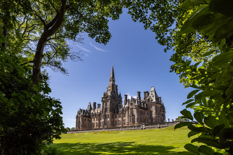 Edinburgh's Fettes College opens its doors to visitors in support of ...