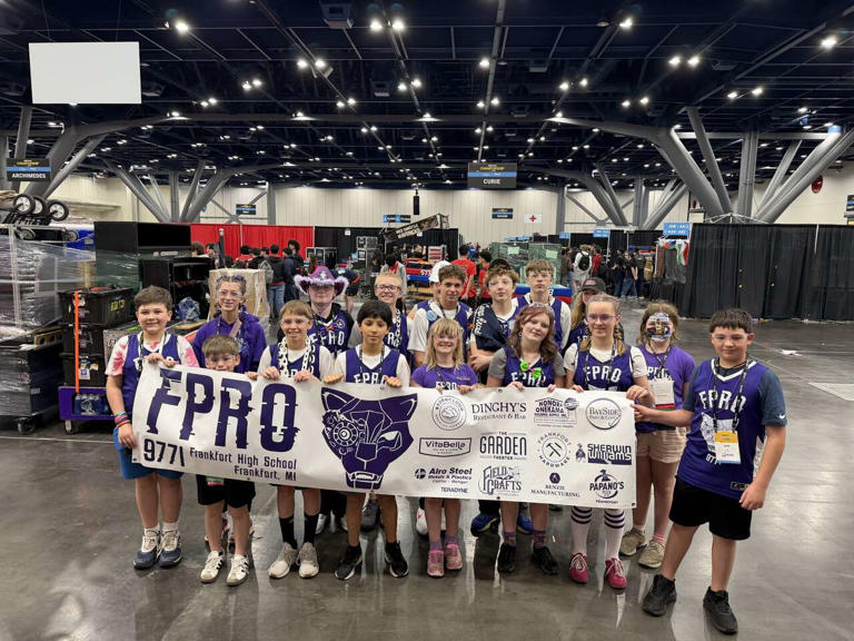 Frankfort students compete at FIRST Robotics World Championship