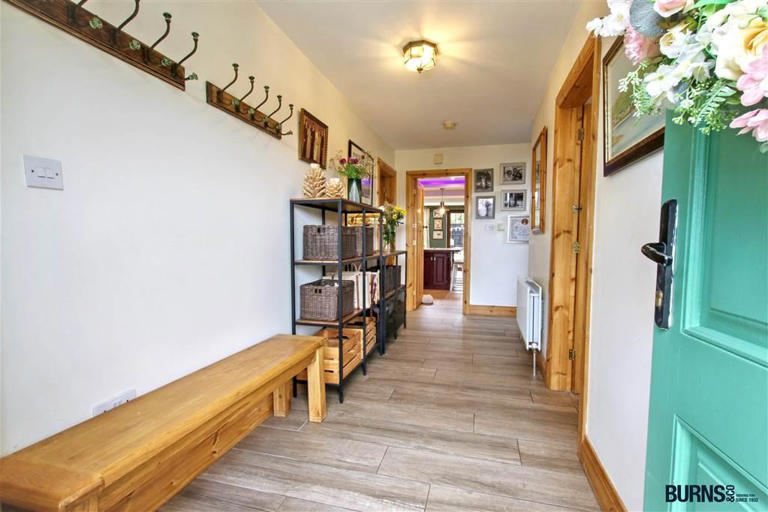 Exceptional six bedroom home in Gulladuff with bar area in summerhouse