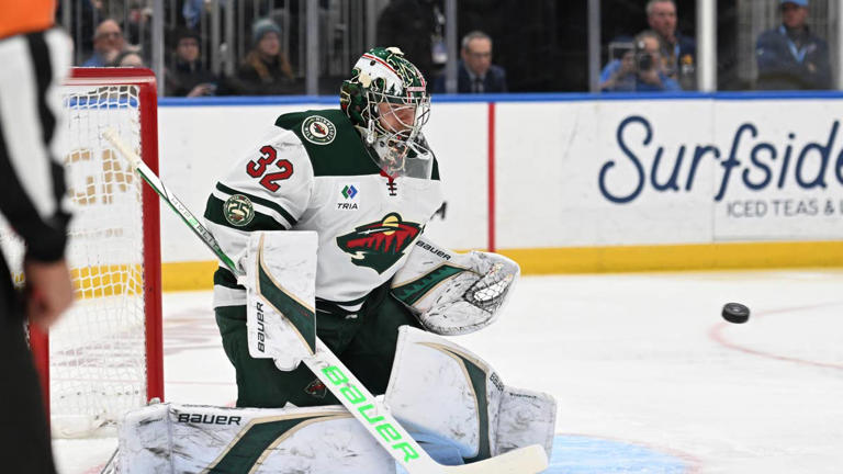 Wild announce goalie change for Game 2 against Avalanche