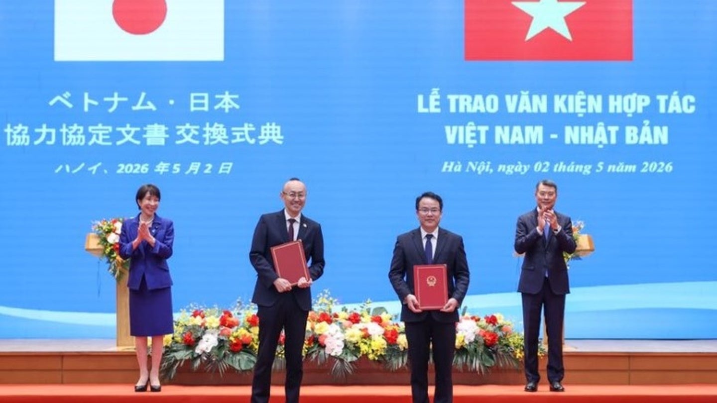 Vietnam, Japan sign six agreements to deepen ties in green growth ...
