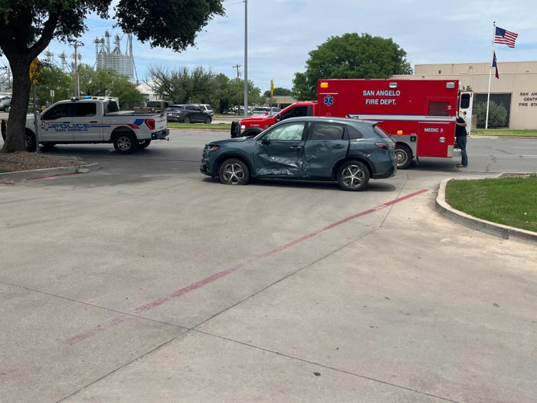 Three-vehicle crash in San Angelo sends two to hospital