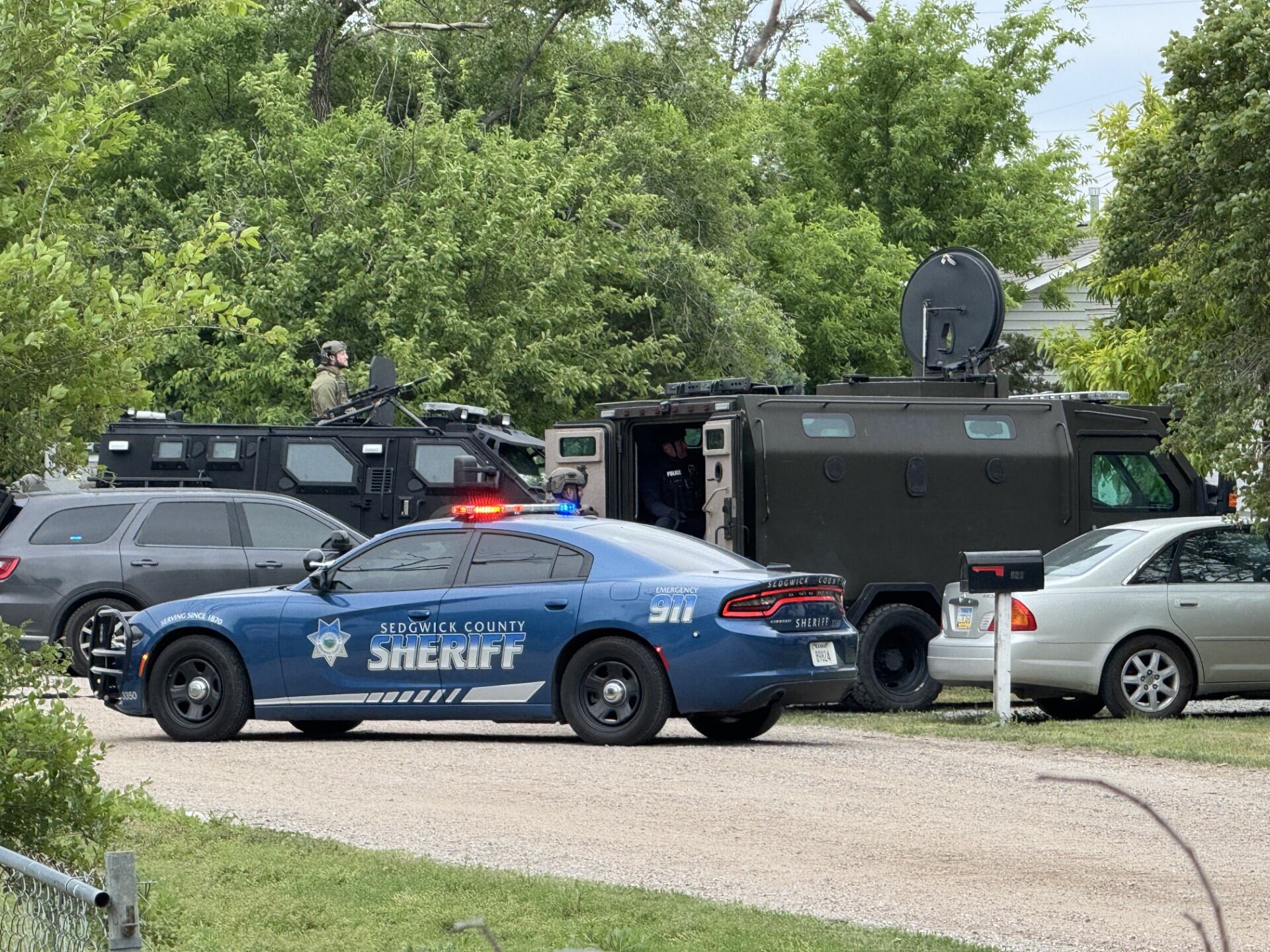 Standoff ends peacefully in west Wichita, man in custody
