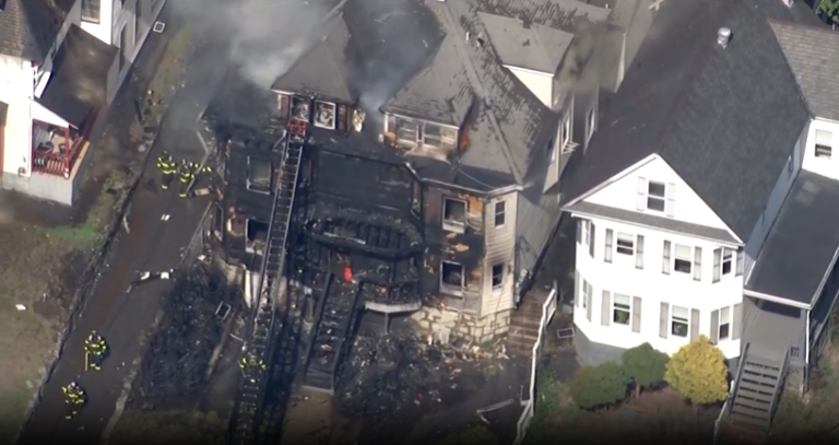 At least 5 buildings catch fire in string of Lowell house blazes, fire ...