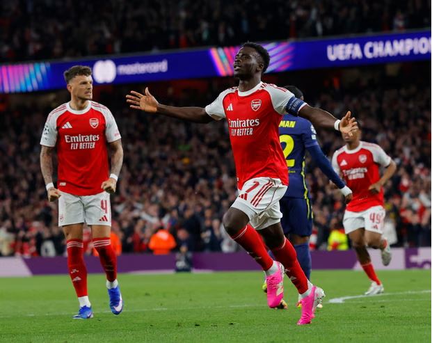 Bàn thắng duy nhất của Saka đưa Arsenal vào chung kết Champions League