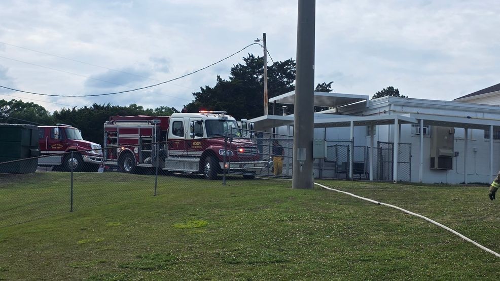 Emergency crews respond to fire at Welti Elementary in Cullman County