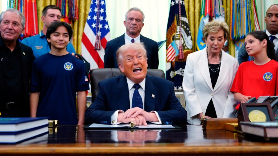 Trump quips his workout routine is 'about one minute a day, max'