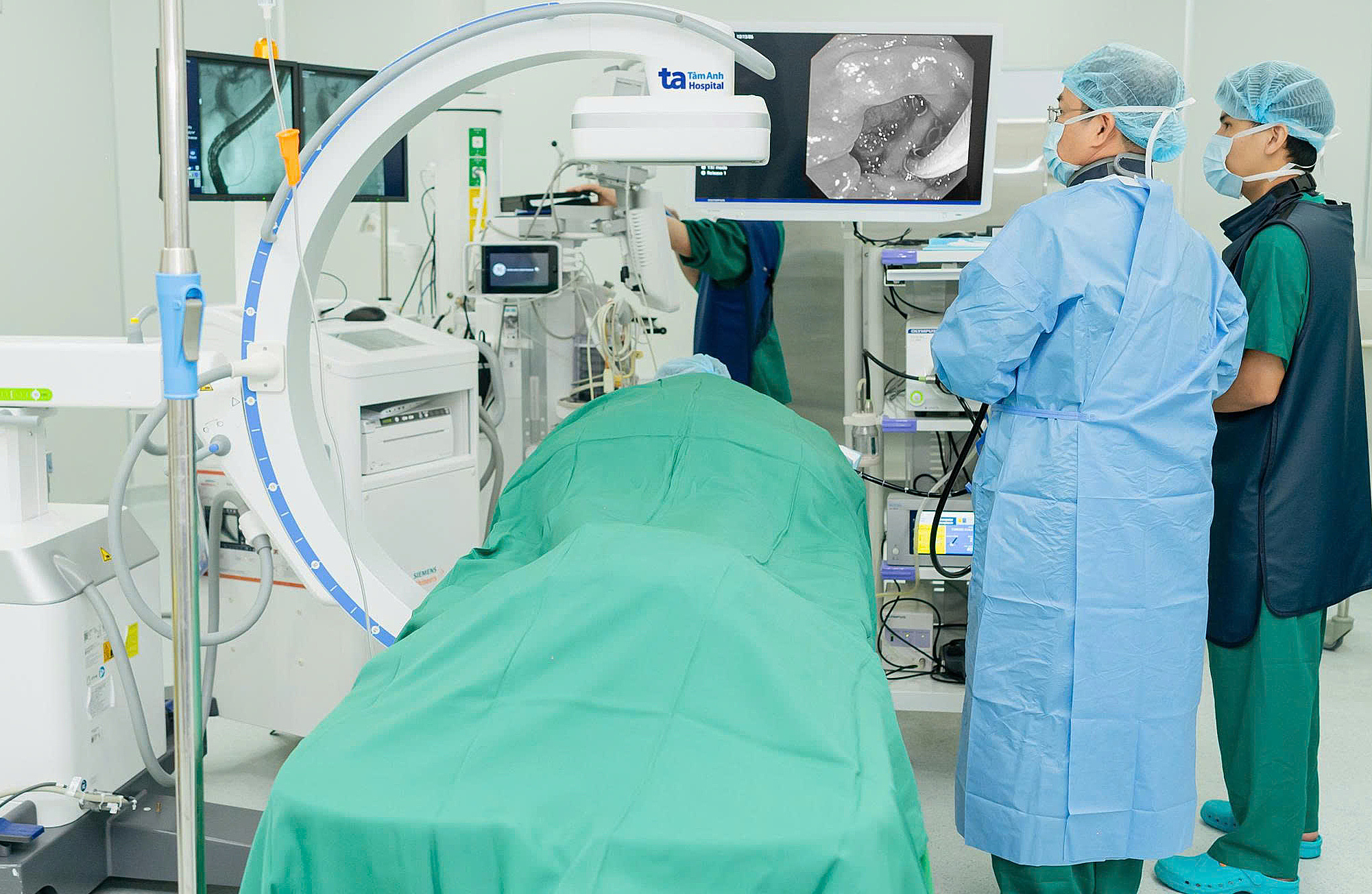 Đặt stent tái thông thực quản cho người ung thư