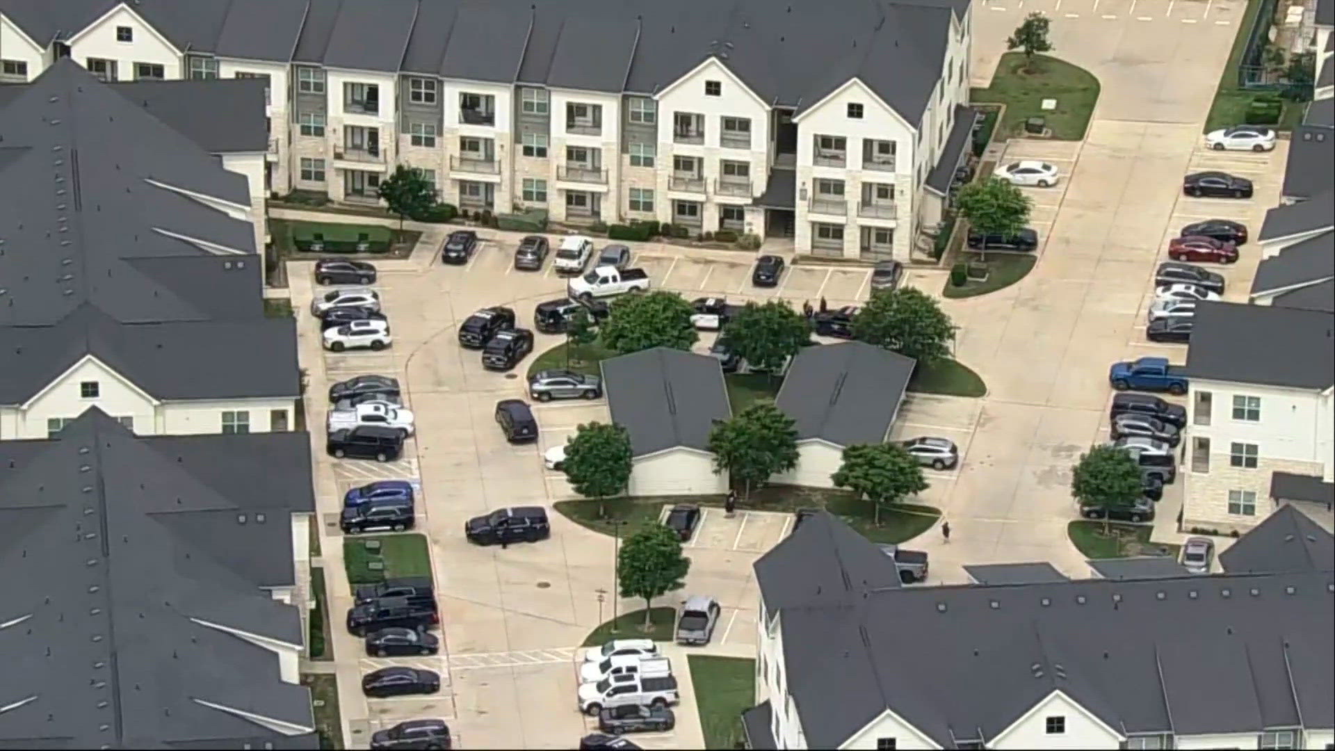 Police investigating a shooting involving officers in North Fort Worth