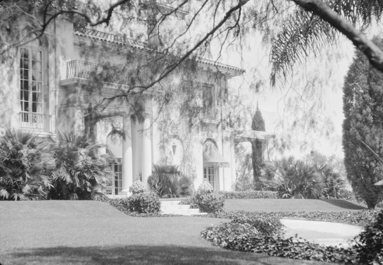 Angelina Jolie’s Hollywood compound—once owned by Cecil B DeMille—lists