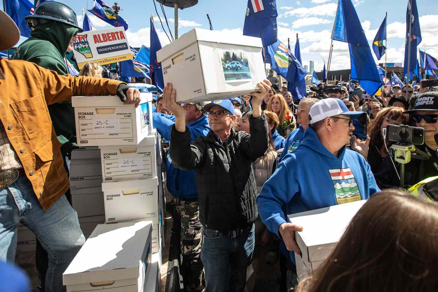 Alberta separatist group in Canada collected over 300K signatures on ...