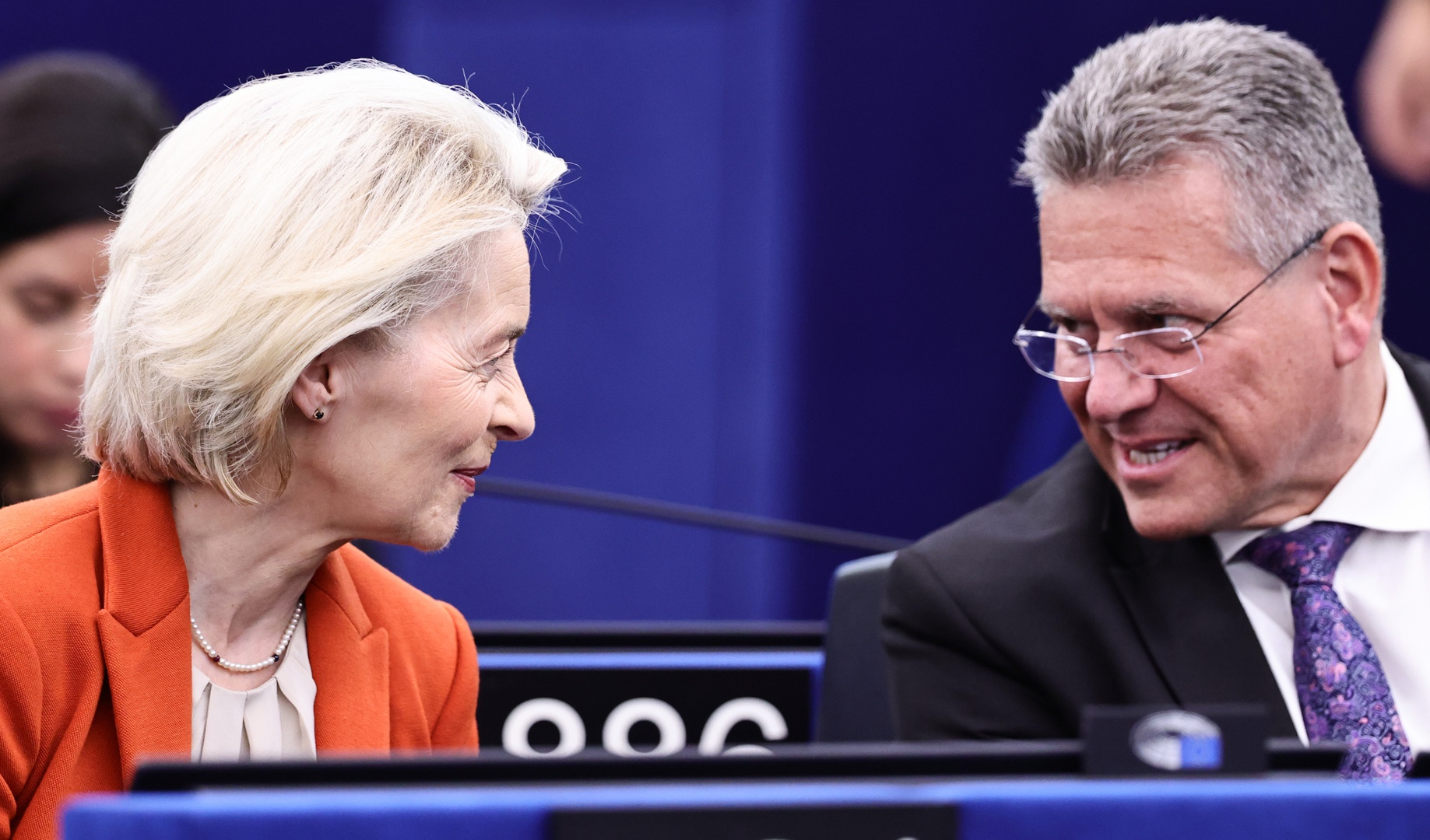 Bruselas pide a Washington que cumpla su pacto y aplique ya a la UE un ...