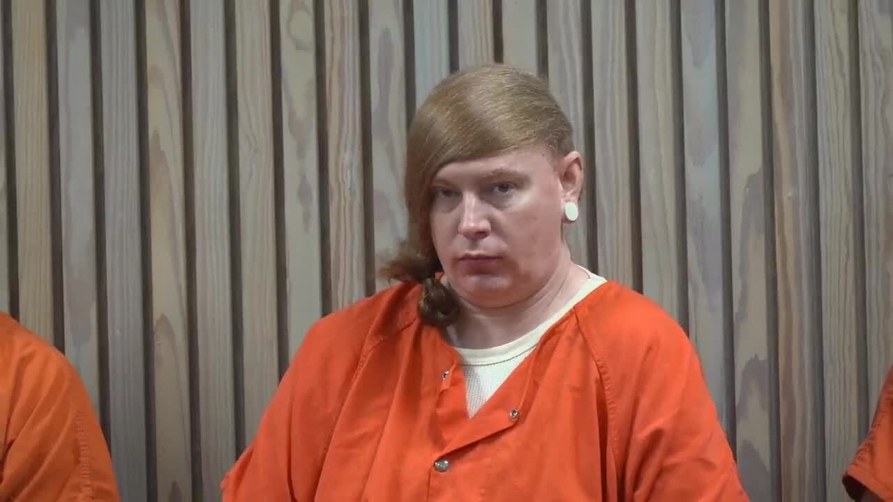 Zavalla man accused of killing uncle changes mind on attorney