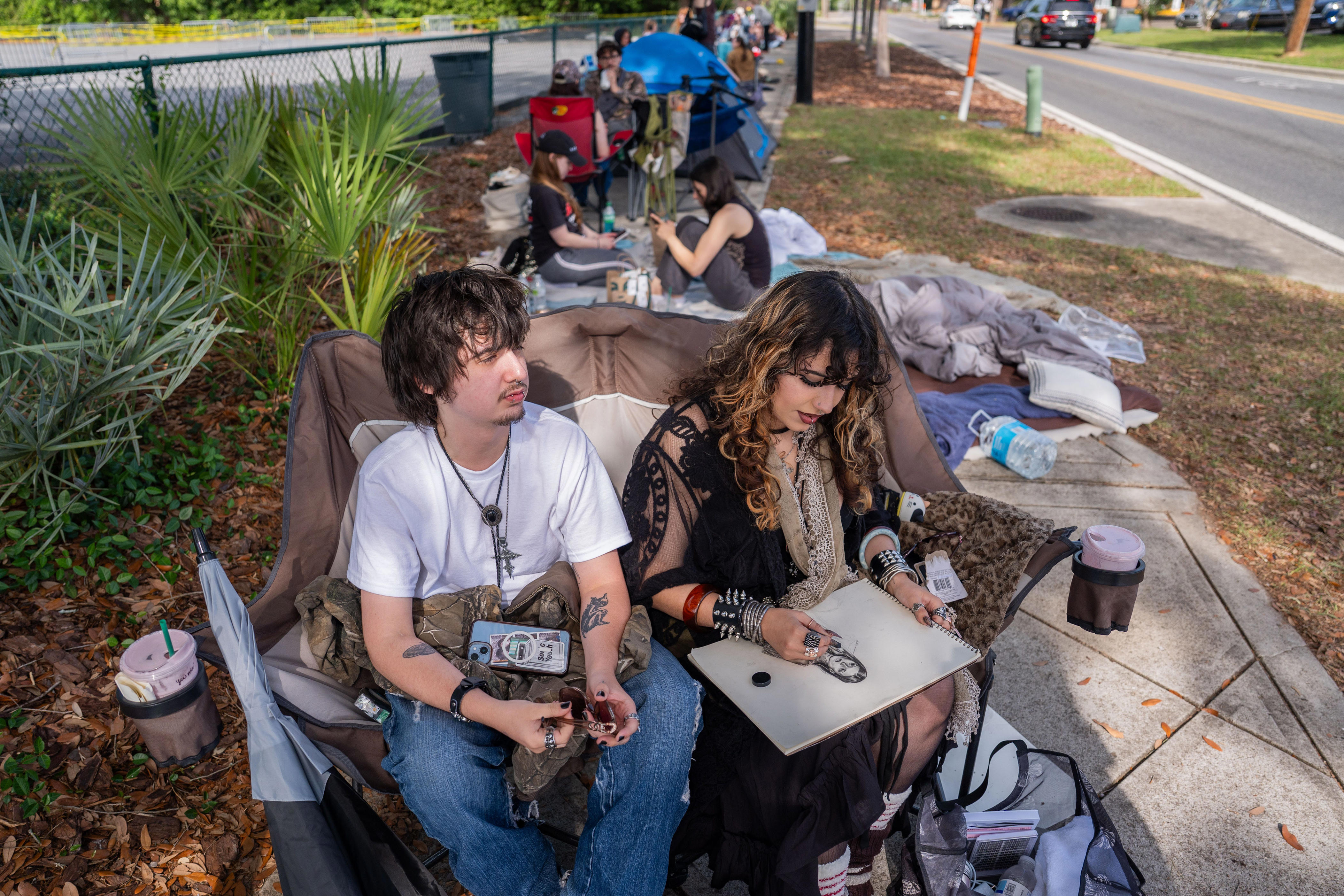Fans camp out as Ethel Cain returns to Tallahassee for show