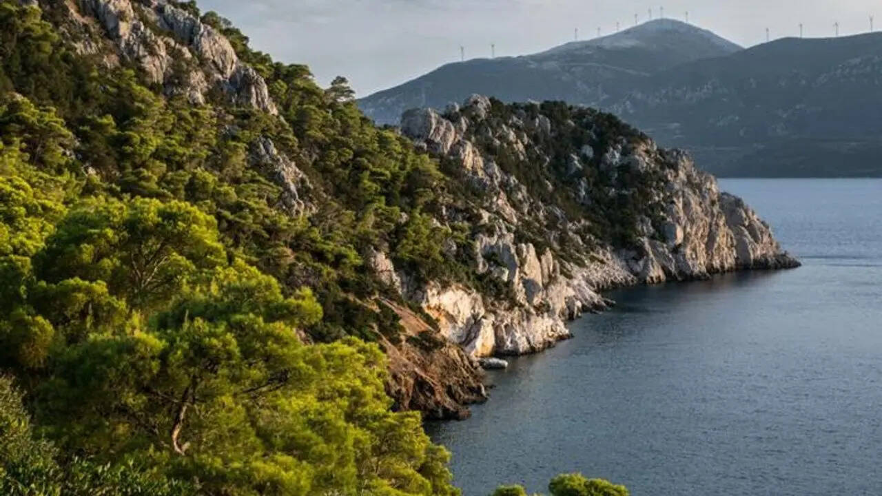 Methana volcano in Greece was never dead: Scientists reveal 100,000 ...