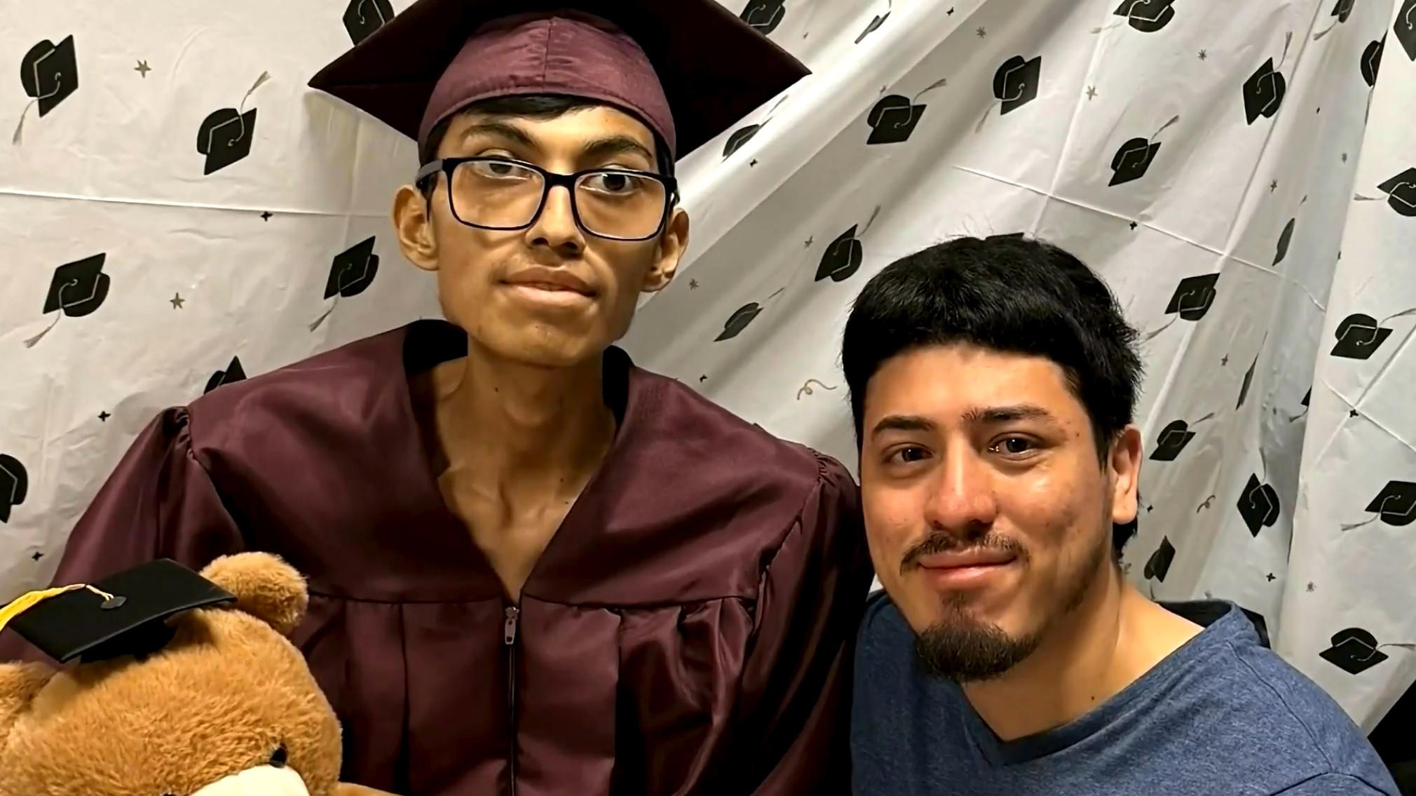 Joven con cáncer terminal espera ver a sus padres detenidos por última vez