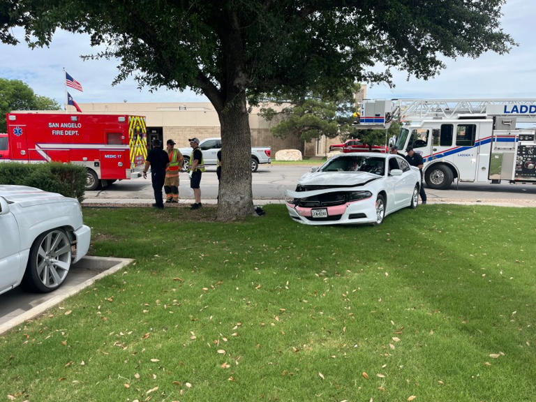 Three-vehicle crash in San Angelo sends two to hospital