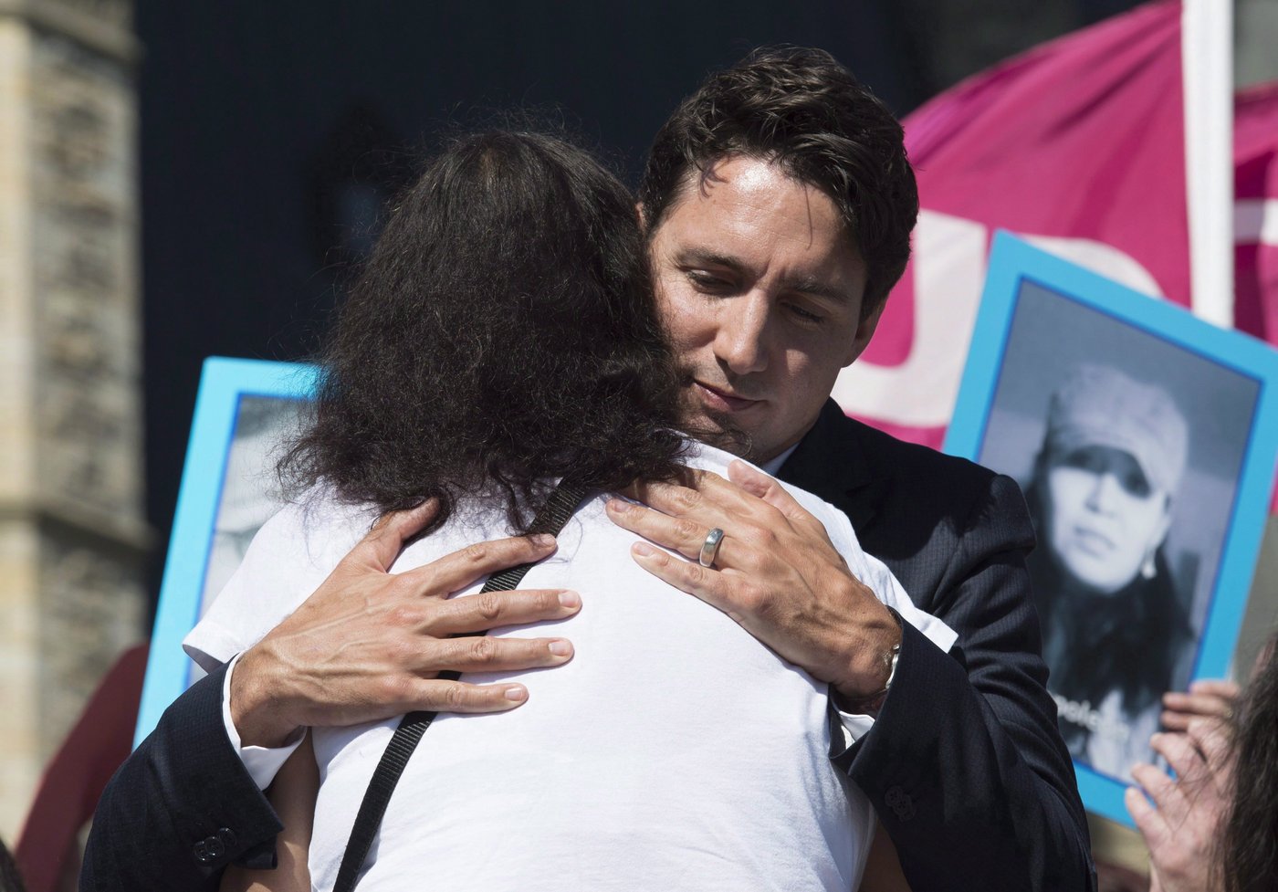 Vigil held on Parliament Hill for missing and murdered Indigenous women