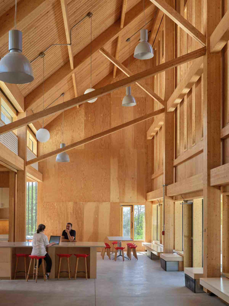 Desain pusat riset di Toronto ini terinspirasi dari lumbung