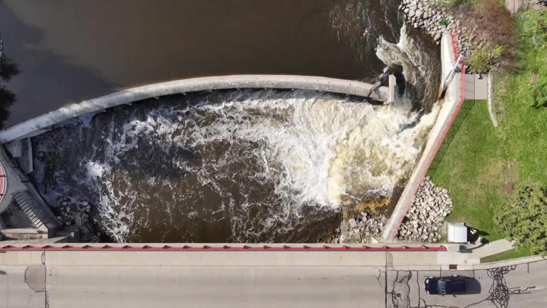 Grafton dam repairs underway after gate becomes inoperable