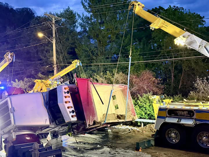 3 injured after dump truck overturns onto vehicle in Ulster Co.