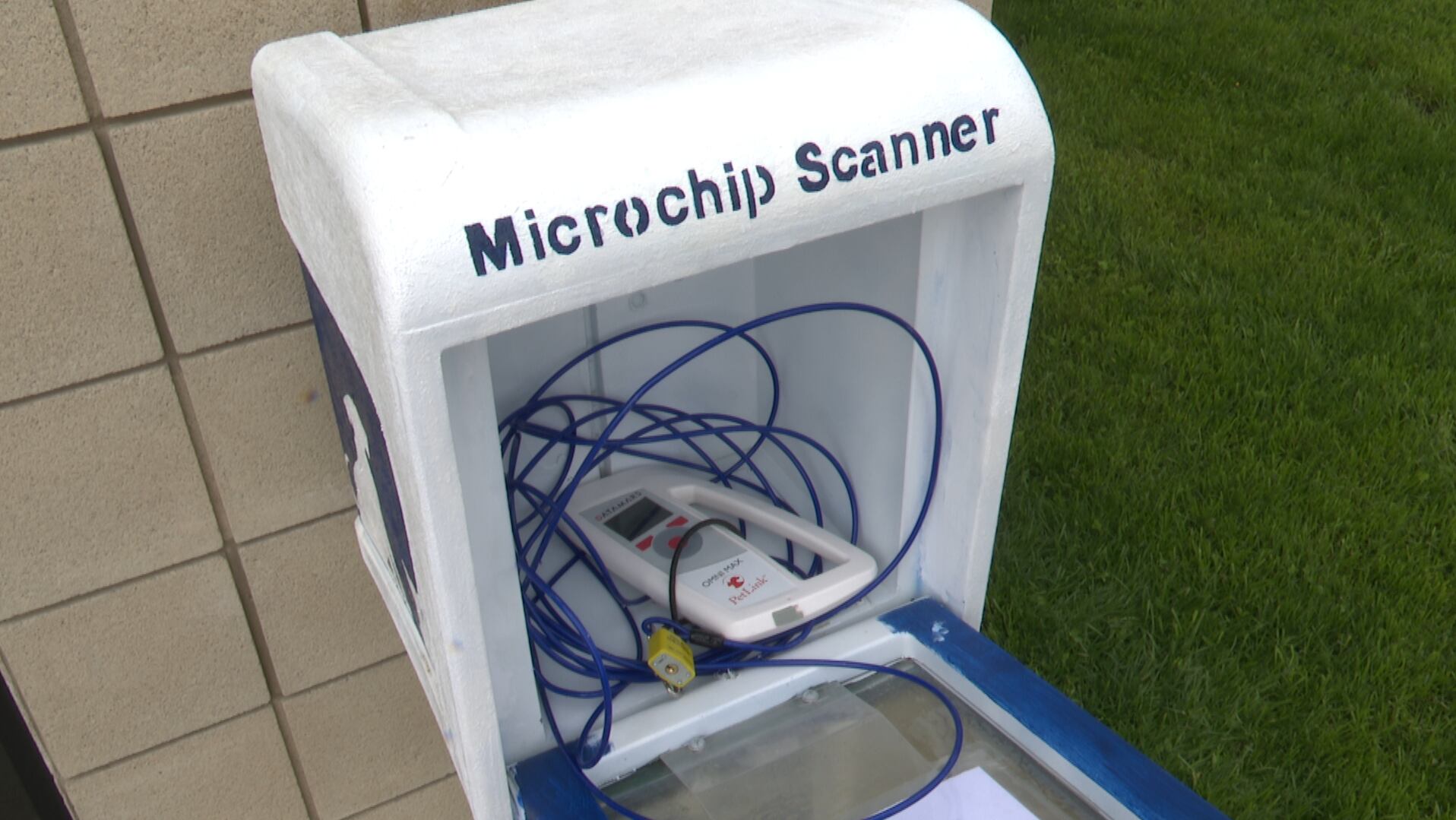 Jackson County Animal Shelter offers free 24/7 microchip scanner