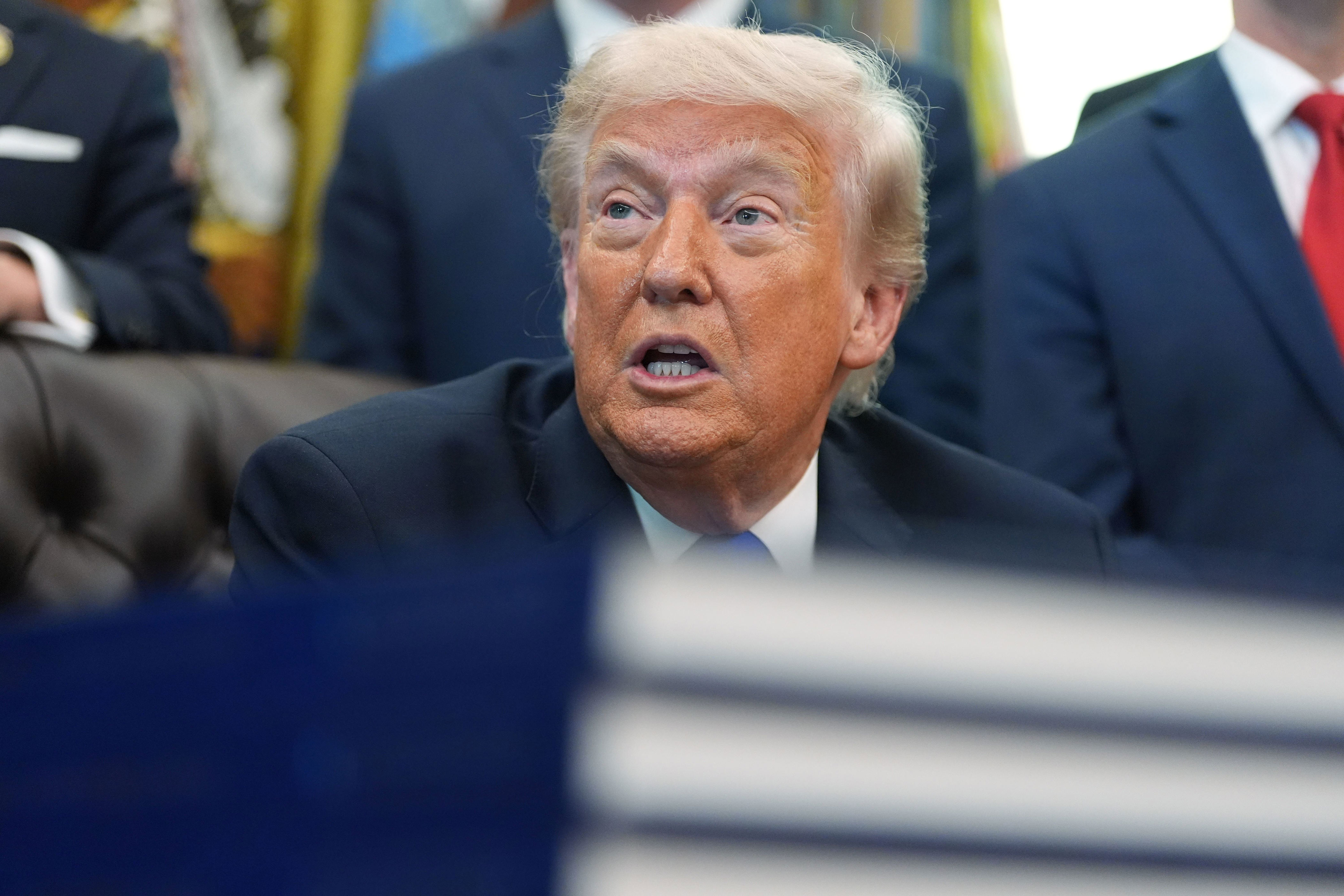 FAA engineer charged with threatening to kill Trump