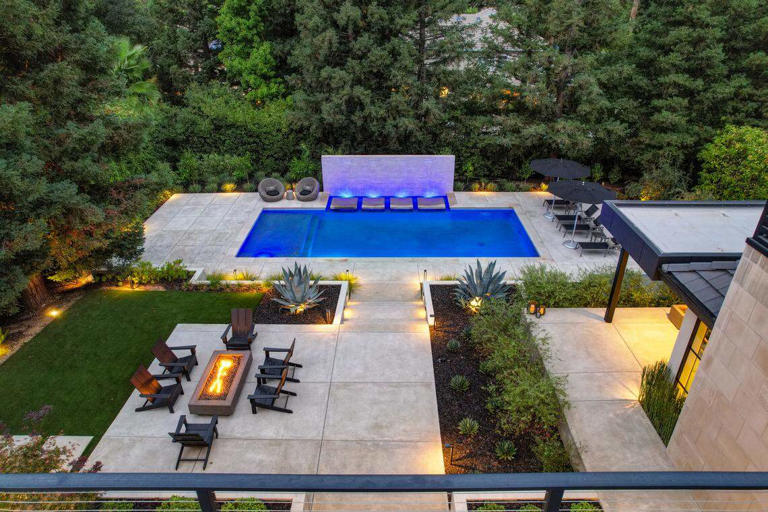 Modern Sacramento area home with sleek swagger turned heads. What did ...