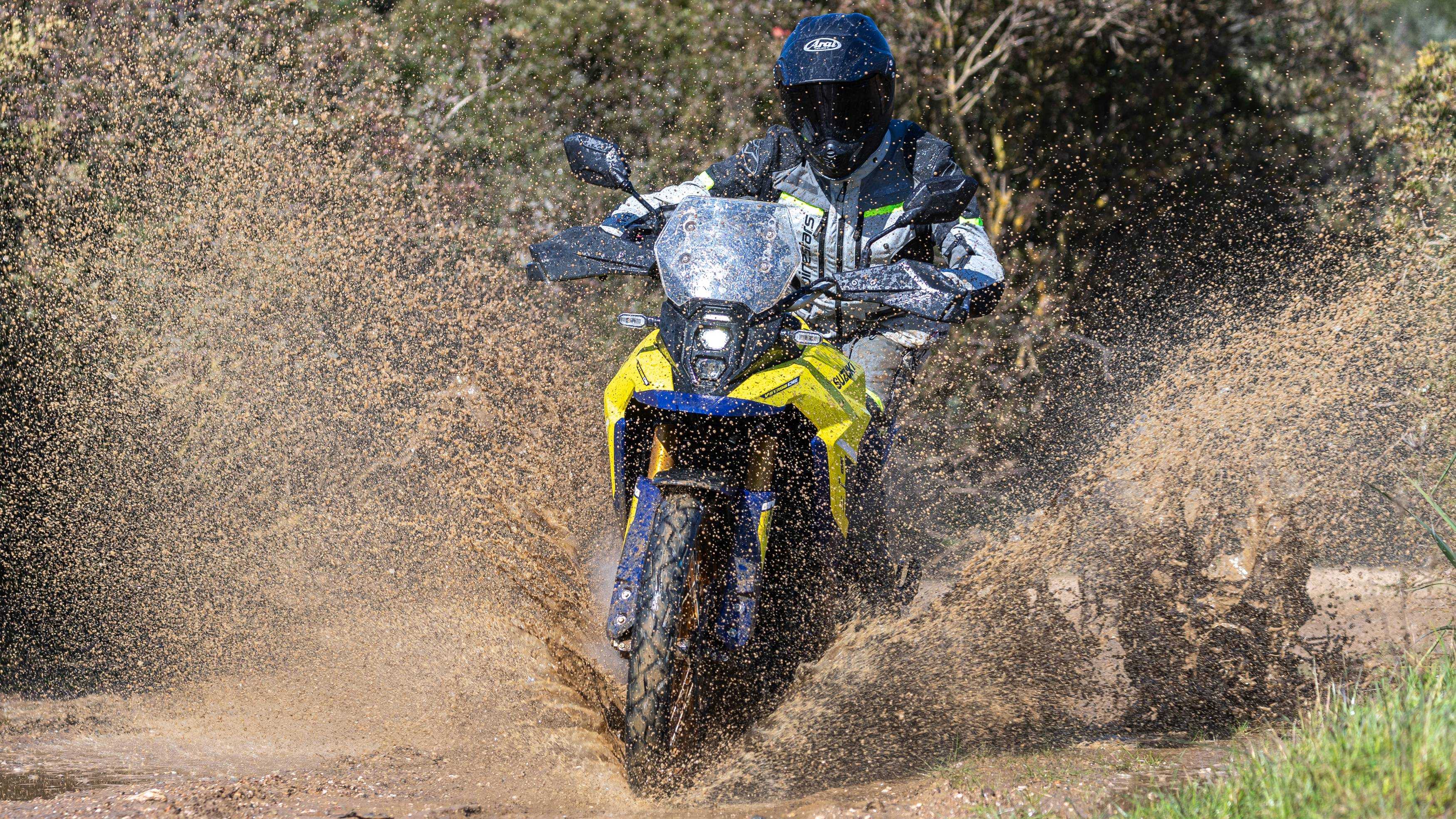 2023 Suzuki V-Strom 800DE Kicking A Splash Of Water