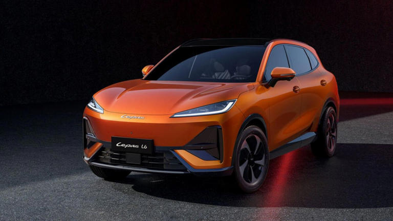 El 60% de los coches nuevos vendidos en China ya son eléctricos o ...