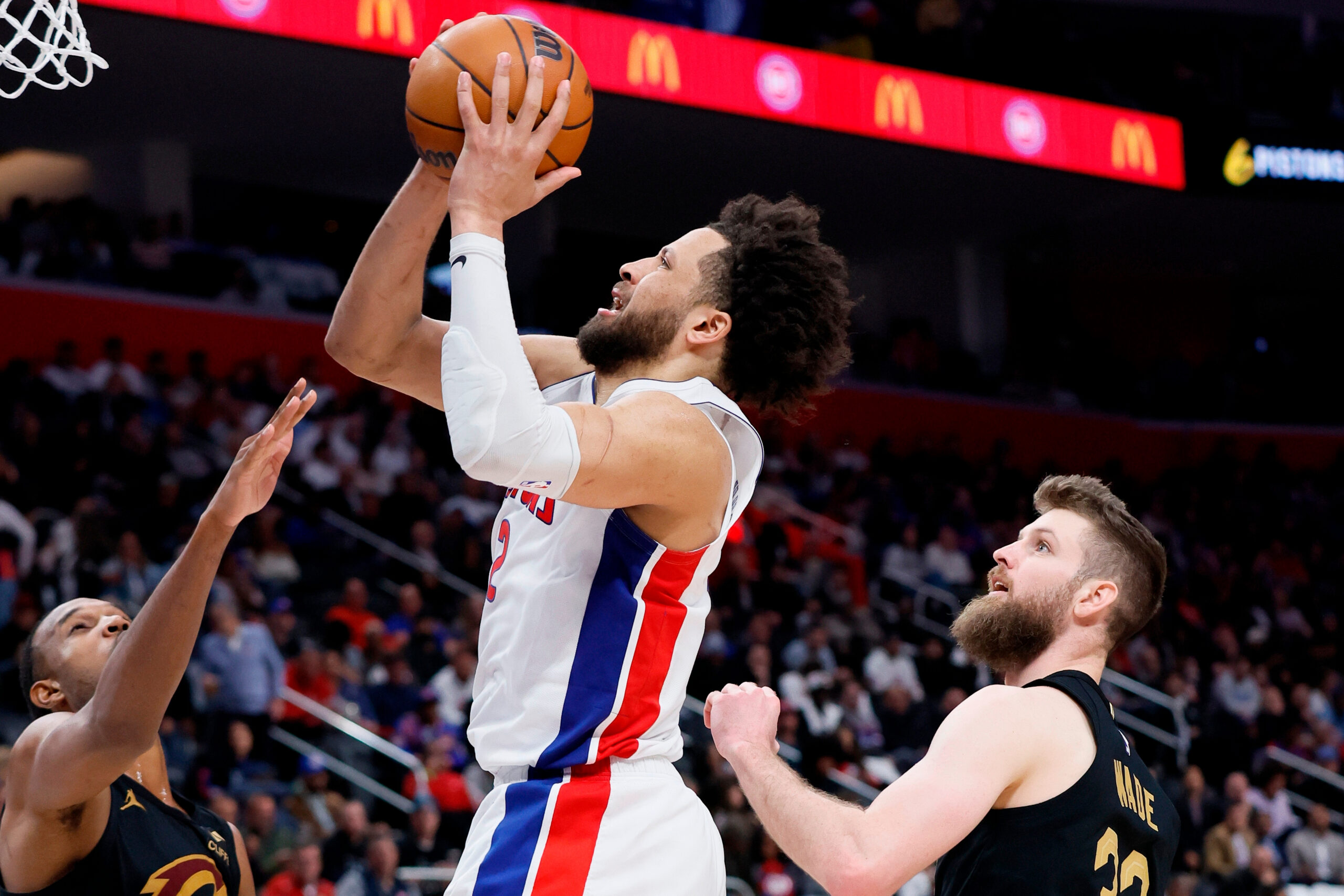 NBA playoffs: Pistons defeat Cavaliers in Game 1