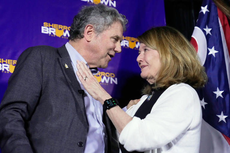 Photos: Ohio and Indiana high-stakes primaries, and a power-shifting ...