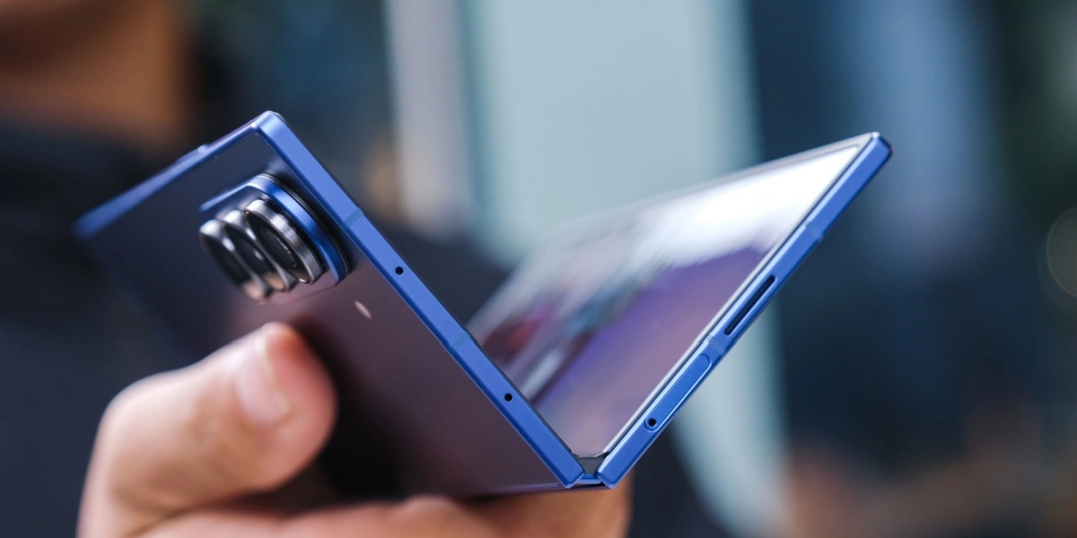 Top 3 Folding Phones Set to Define 2026 Market Shift Top 3 Folding Phones Set to Define 2026 Market Shift