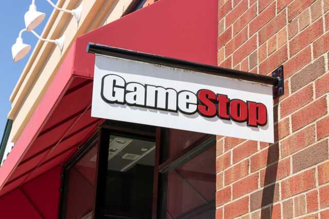 Ryan Cohen's GameStop's eBay bid interview gets Dogecoin tweeting ...