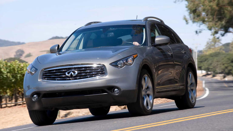 The time Infiniti built an SUV that was faster than its own sports car